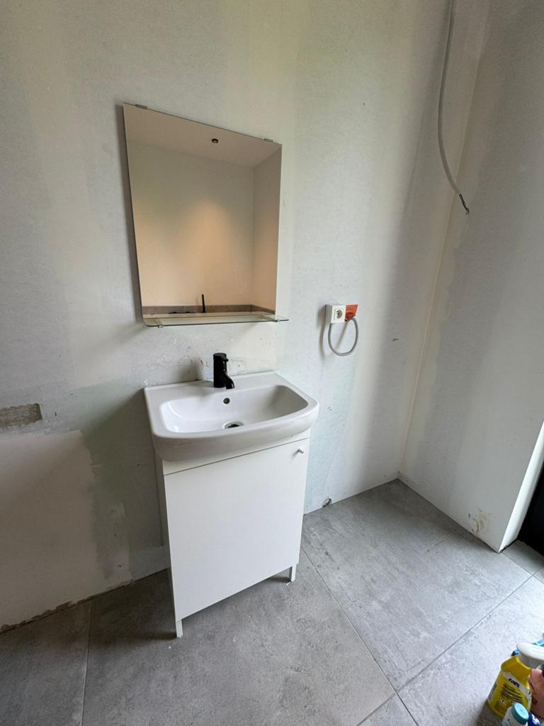 Badkamermeubel met spiegel IKEA, Huis en Inrichting, Ophalen, Zo goed als nieuw