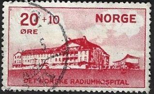 1 Postzegel Noorwegen 1931 Radium hospitaal, Postzegels en Munten, Postzegels | Europa | Scandinavië, Ophalen of Verzenden, Noorwegen