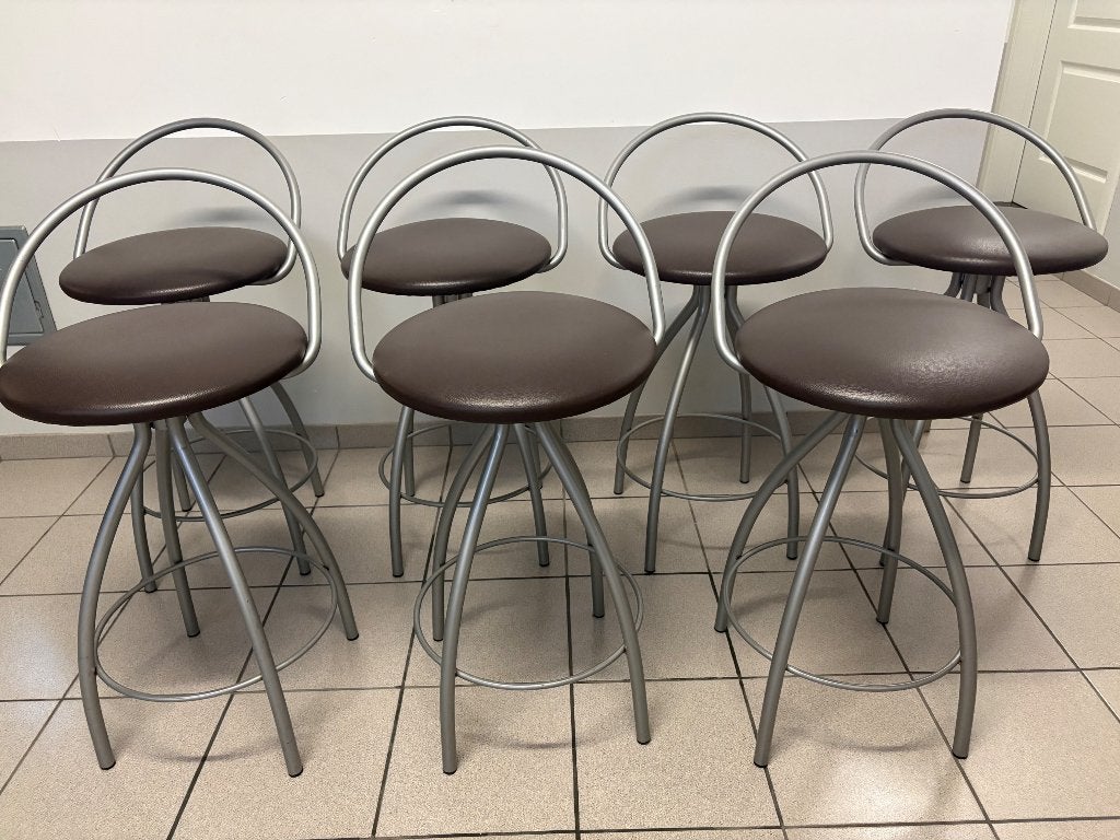 Barkrukken 7 stuks metaal onderstel, Ophalen, 60 tot 90 cm, Metaal, Gebruikt