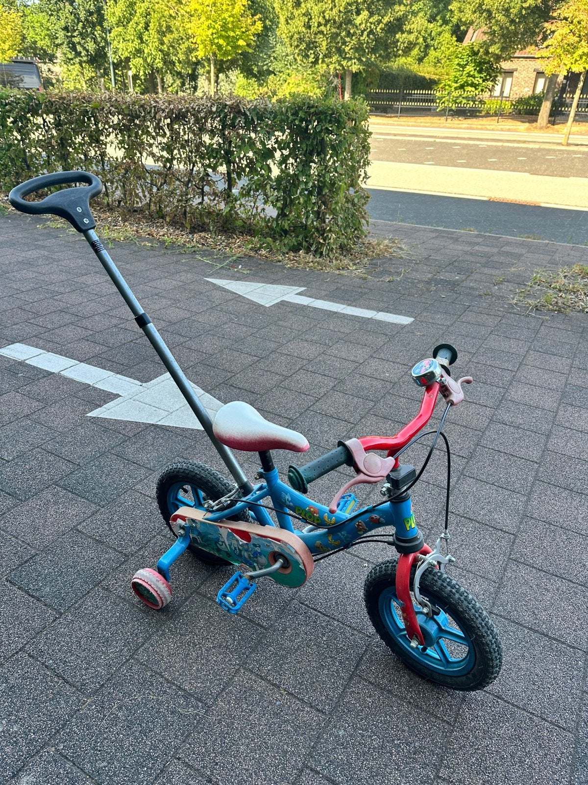 Kinderfiets (klein), Fietsen en Brommers, Ophalen, Zo goed als nieuw