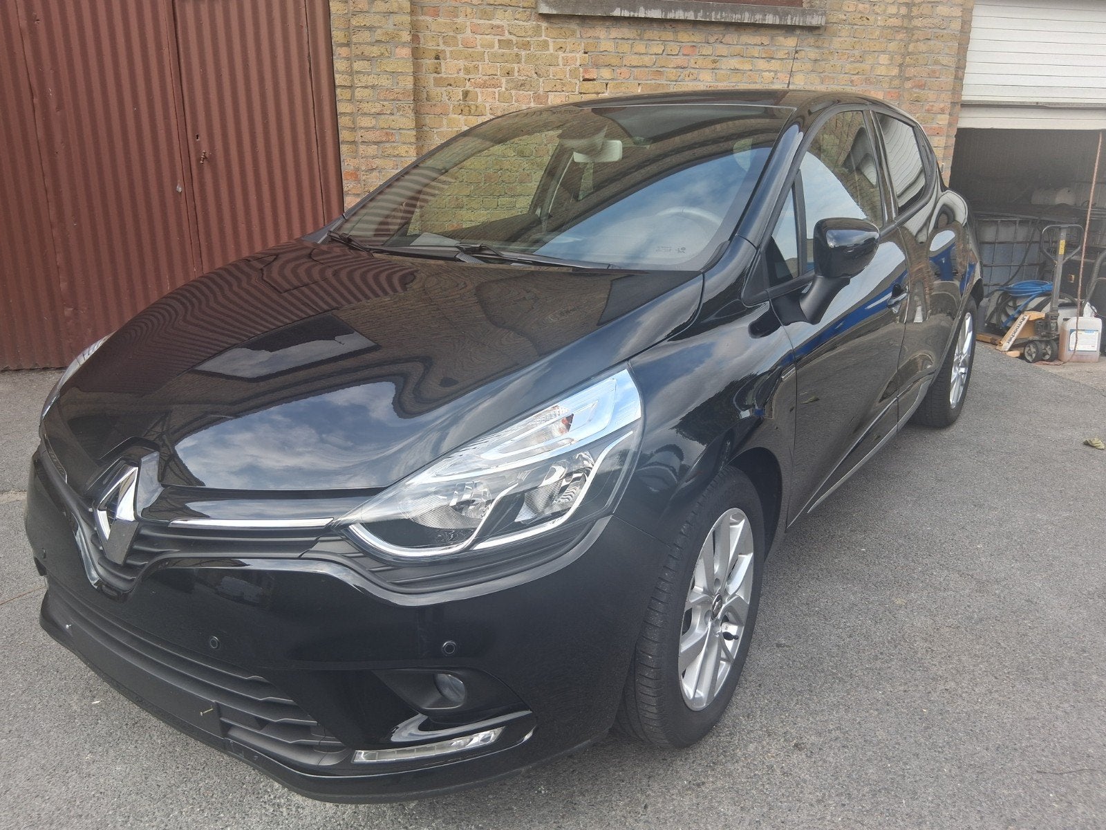 Renault Clio slecht 22529km gekeurd vvk, Auto's, Euro 6, Zwart, 5 deurs, Particulier