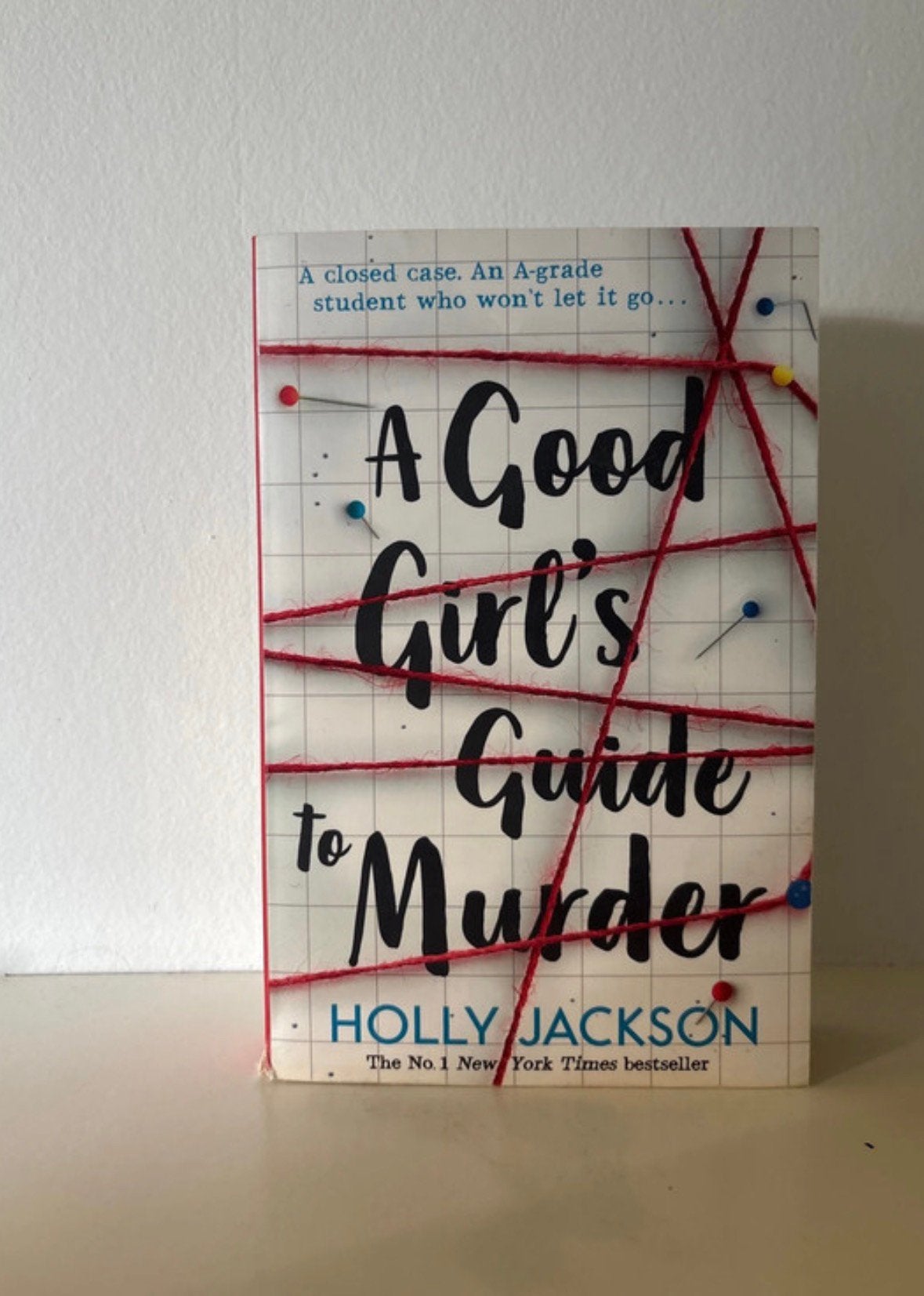 A good girl’s guide to murder, Boeken, Ophalen of Verzenden, Gelezen, Fictie