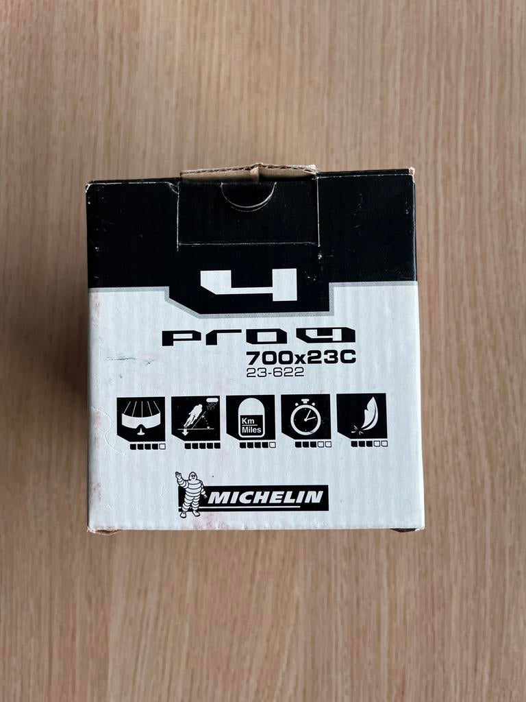 Michelin 700x23C pro 4 endurance buitenband gloednieuw, Fietsen en Brommers, Ophalen of Verzenden, Nieuw, Racefiets, Band