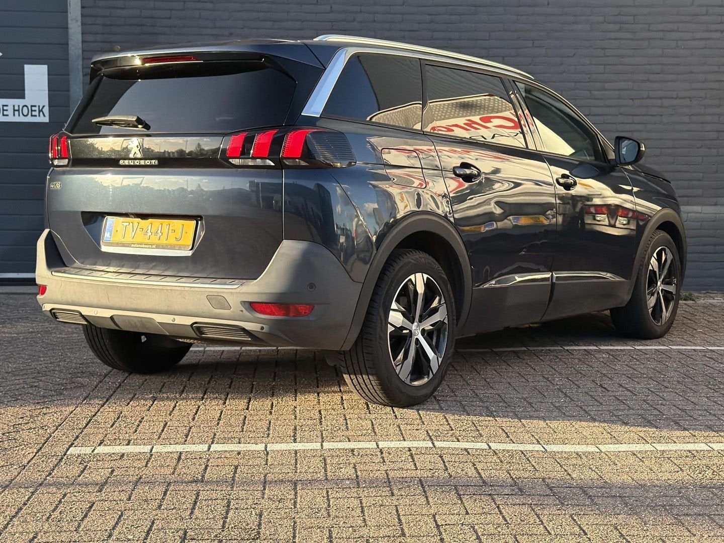 Peugeot 5008 1.2 PureTech Allure | 7 Persoons | Automaat | C, Auto's, Automaat, Blauw, 127 g/km, SUV of Terreinwagen