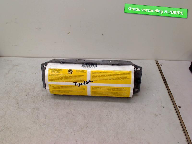 AIRBAG PASSAGIER Volkswagen Touran (1T1 / T2) (1TO880204A), Gebruikt, De Bloemendaal 21 21
5221 EB  'S HERTOGENBOSCH, NL, Info@123Parts.nl
