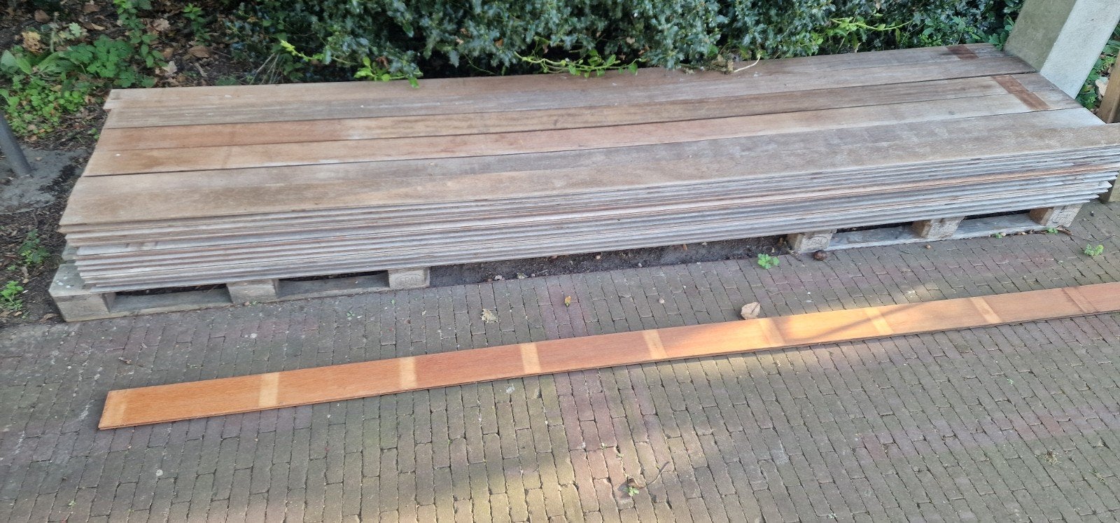 afzelia houten terrasplanken, klein 40m², Ophalen, Gebruikt, Hout