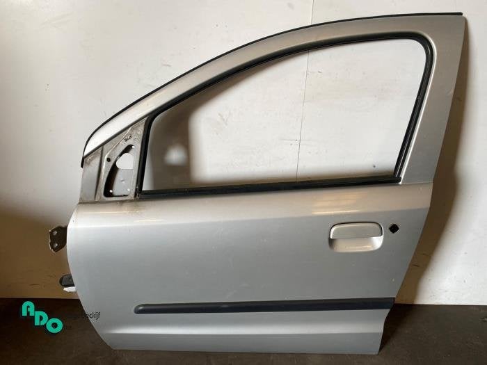 Portière 4portes avant gauche d'un Nissan Pixo (Pixo 09-) (, -, 3 mois de garantie, Utilisé, Porte