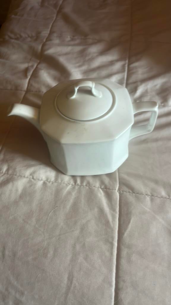 Thee of koffiekan feltmann porselein, Ophalen, Zo goed als nieuw