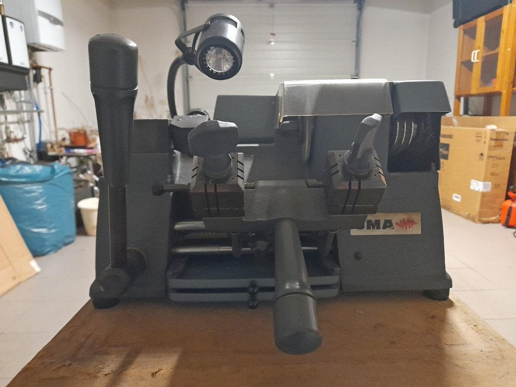 Professionele sleutelkopieermachine JMA Titan Master, Ophalen, Gebruikt