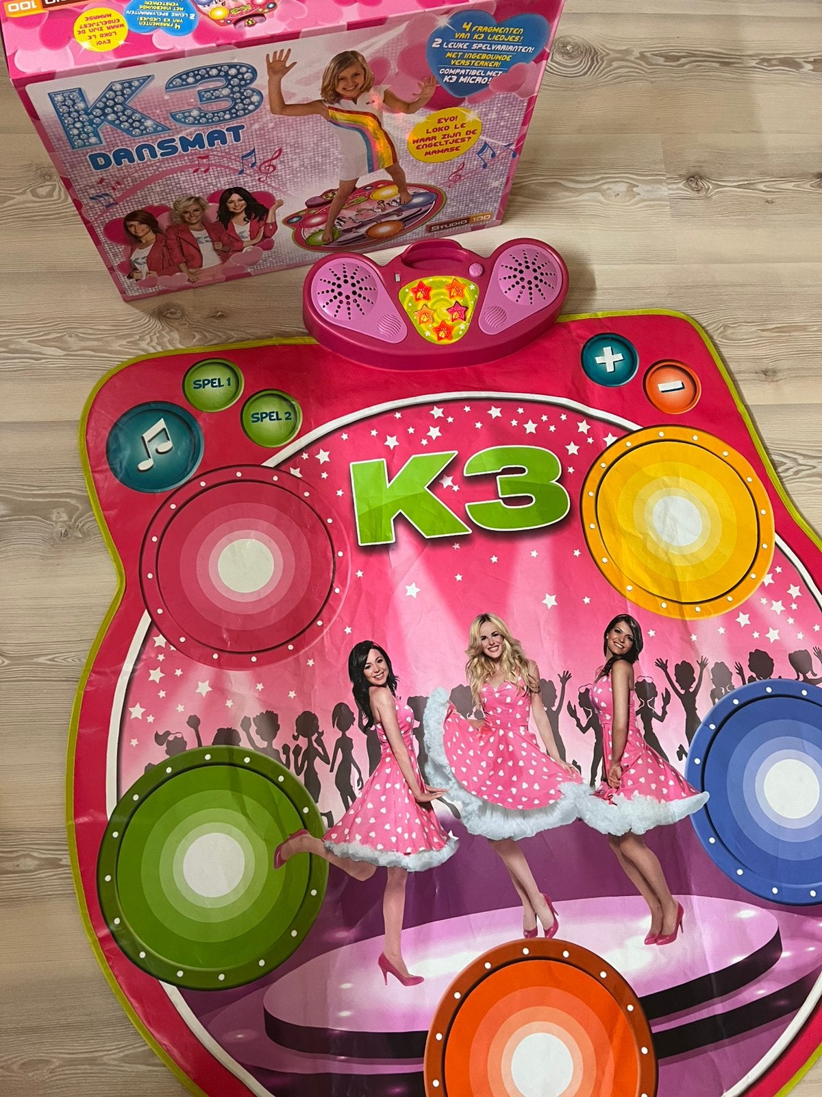 Dansmat K3 met Karen en Kristel, Kinderen en Baby's, Speelgoed | Overig, Ophalen, Zo goed als nieuw