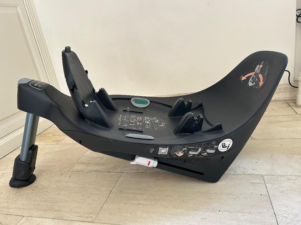 Cybex-set: Isofix-basis, Kinderen en Baby's, Autostoeltjes, Gebruikt, Overige merken, 0 t/m 13 kg, Isofix, Afneembare rugleuning