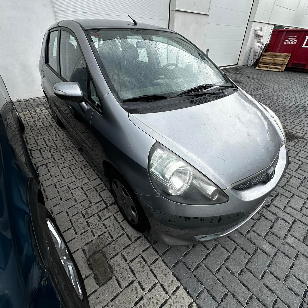 Honda Jazz 1,4 benzine automaat, Auto's, Honda, Bedrijf, 5 deurs, Euro 4, Zilver of Grijs
