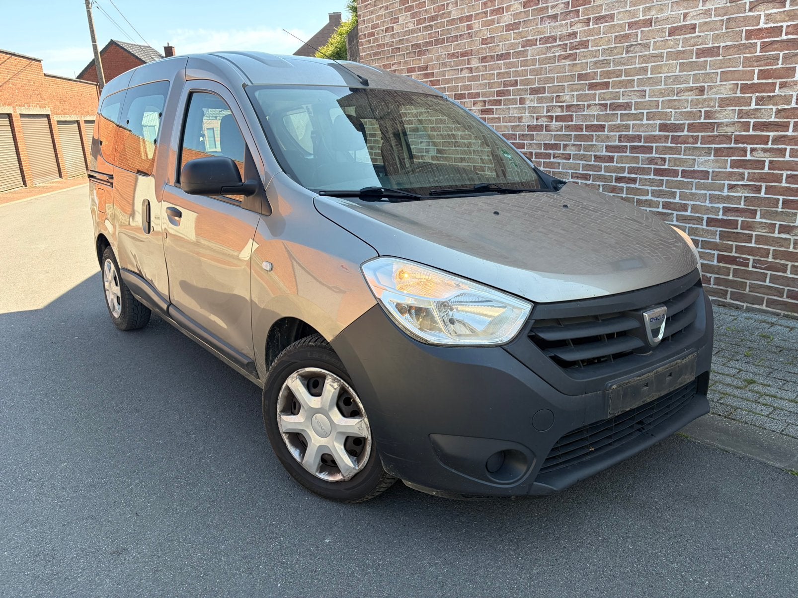 Dacia Dokker 15dci 75cv an2013 Euro5 da 5pl 1er propriétaire, Autos, Dacia, Particulier, Dokker, ABS, Airbags, Ordinateur de bord