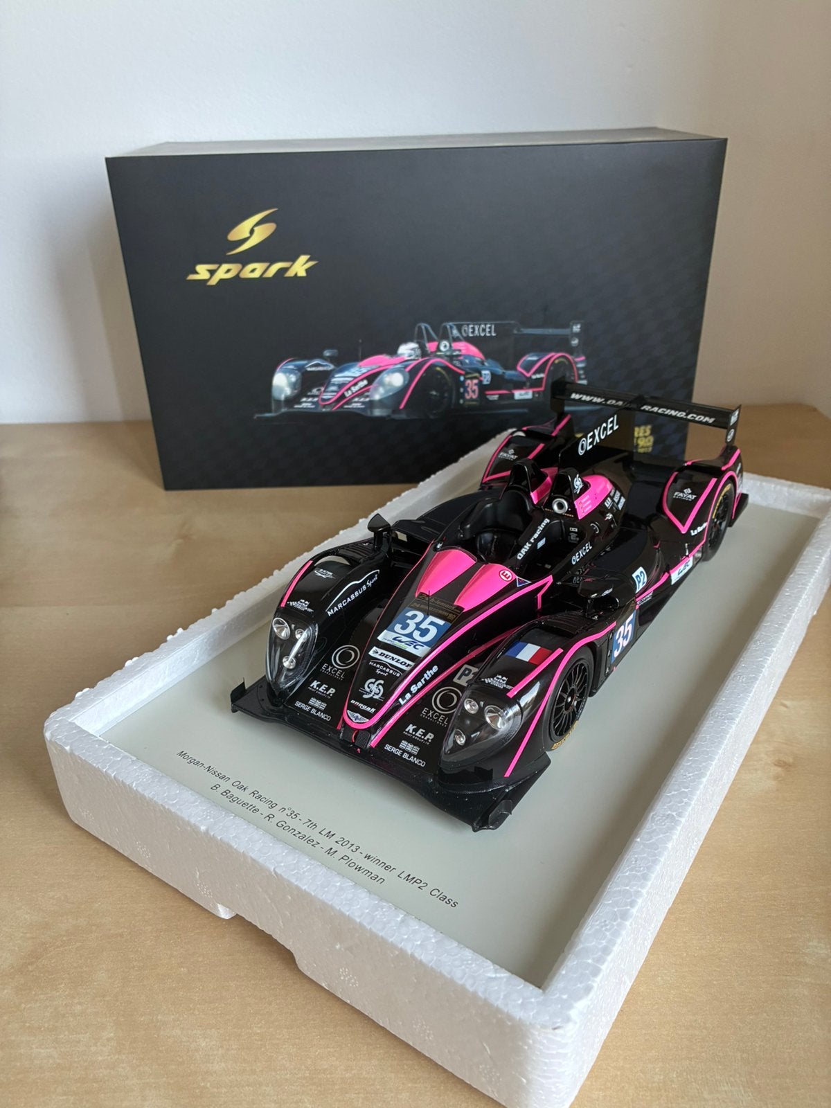 Morgan-Nissan 24hmans 2013 1:18 Spark, Enlèvement ou Envoi, Comme neuf