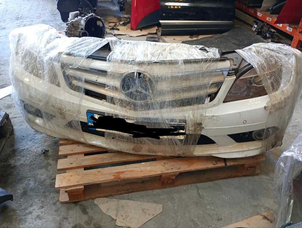 Support de radiateur sur cadre face avant Mercedes W204, Enlèvement, Avant