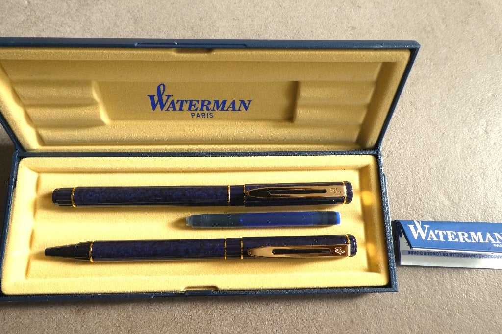 Coffret Stylo et Stylo Bille Bleu Marbré WATERMAN CENTURION, Collections, Neuf, Ensemble de stylos, Avec boîte, Enlèvement