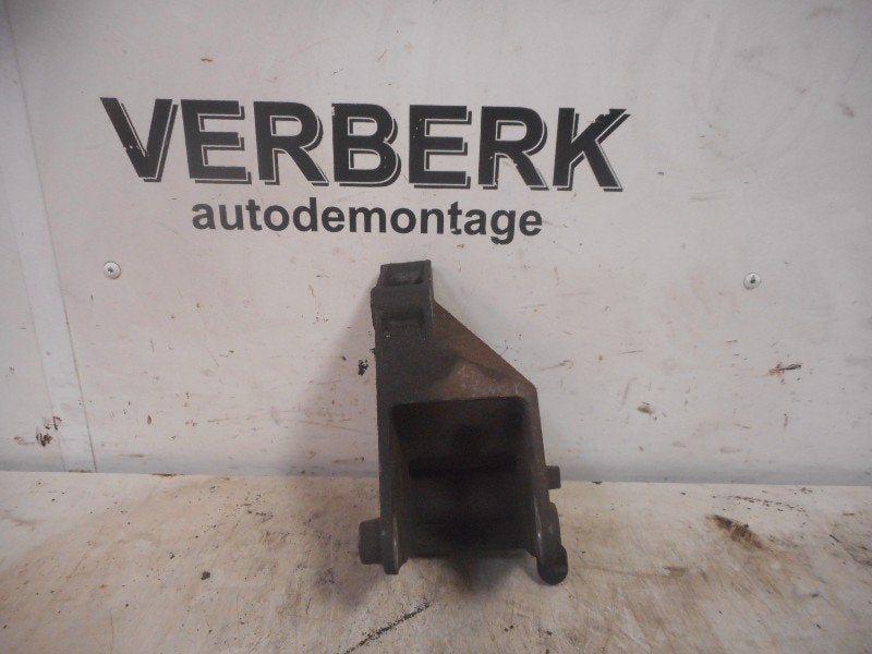 BOITE DE VITESSES SUPPORT ARRIÈRE Opel Vectra C Caravan, Opel, Opel Automobile GmbH, Utilisé, Kontakt-opel@opel.com