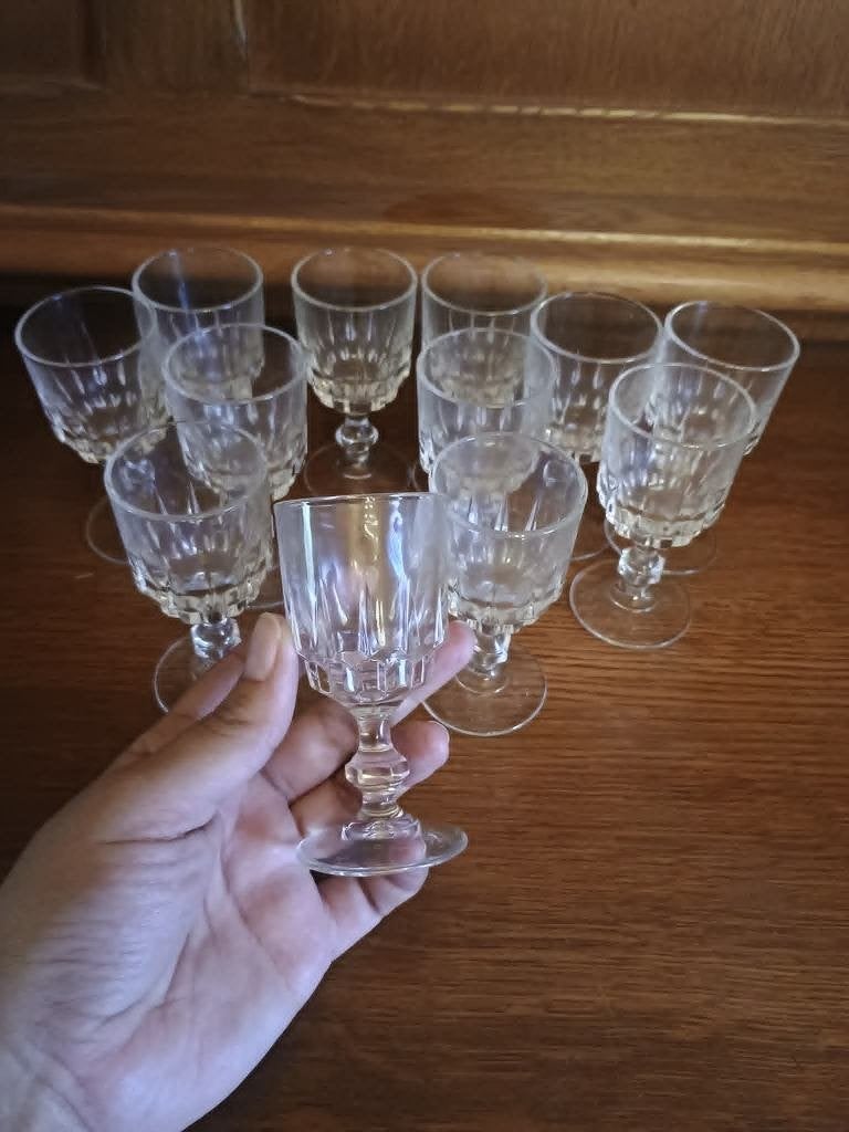 12 verres à goutte, Enlèvement, Comme neuf, Verres et Verres à shot
