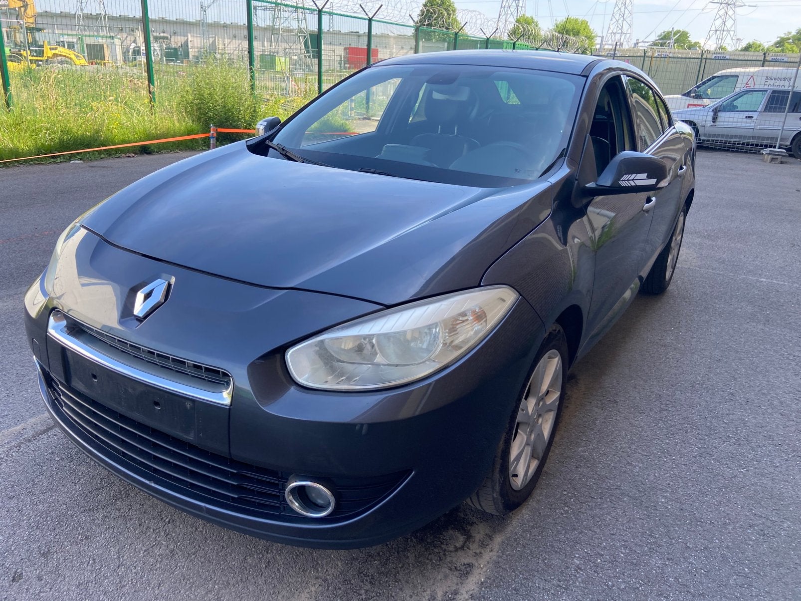 Renault fluence €5,  2011 1.5 diesel 110 ch 168400 km, Autos, Euro 5, Achat, Boîte manuelle, Noir