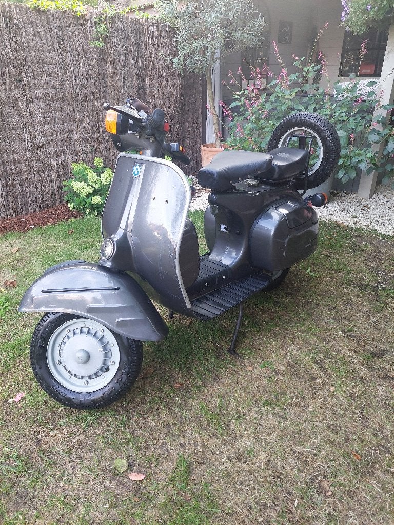 BAJAJ  CHETAK 150CC 12000KM, Motoren, Scooter, Particulier, 150 cc