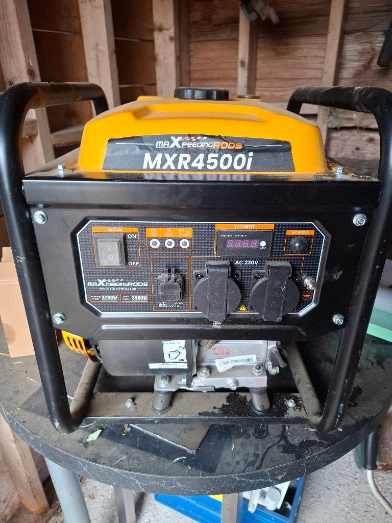 Groupe électrogène, Bricolage & Construction, Enlèvement, Neuf, Moins de 5 kVA, Essence