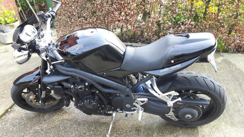Triumph speed triple, Motoren, Sportuitlaat, Occasion, Motorrijbewijs A, 3 cilinders