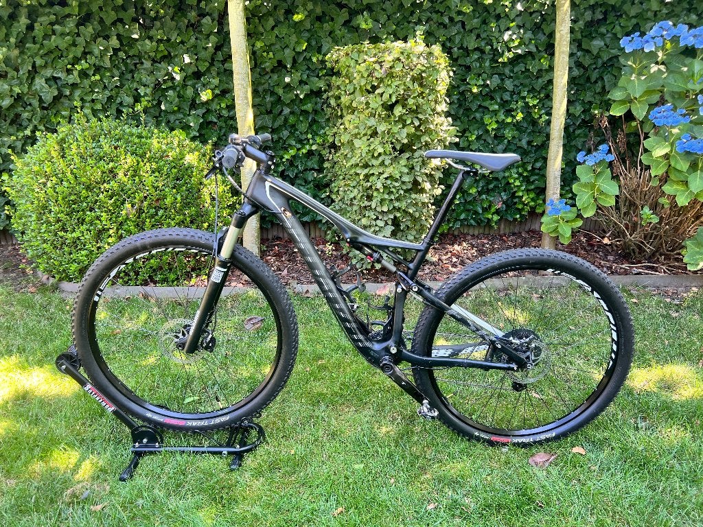 specialized mountainbike, Vélos & Vélomoteurs, Vélos | VTT & Mountainbikes, Hommes, VTT tout suspendu, Frein à disque, Enlèvement