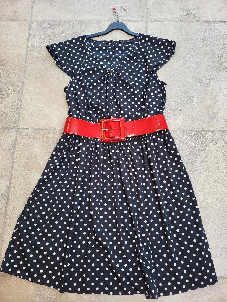 Mooie brede rode riem: retro stijl, 80 tot 90 cm, 5 cm of meer, Tailleriem, Ophalen of Verzenden