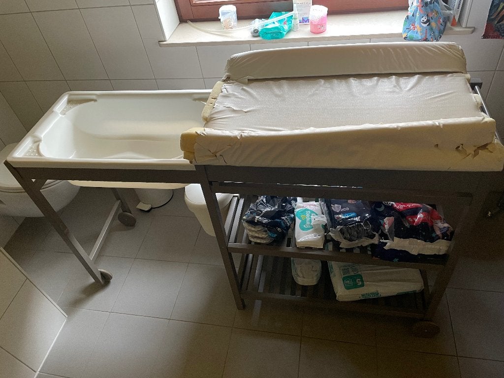 Ververstafel met badje QUAX, Enfants & Bébés, Bains & Soins, Enlèvement, Utilisé, Baignoire, Autres marques