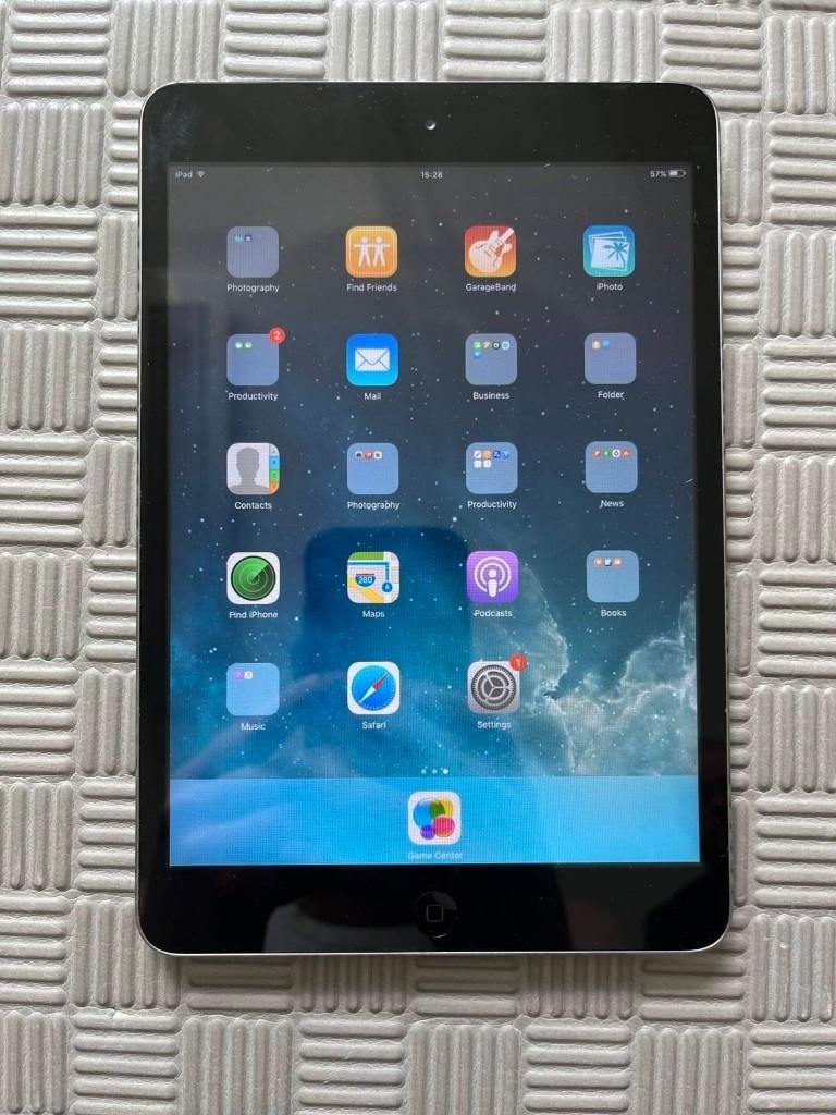 iPad Mini + kwaliteitsvolle Michael Kors houder (leer), Verzenden, Zo goed als nieuw, 16 GB, Wi-Fi