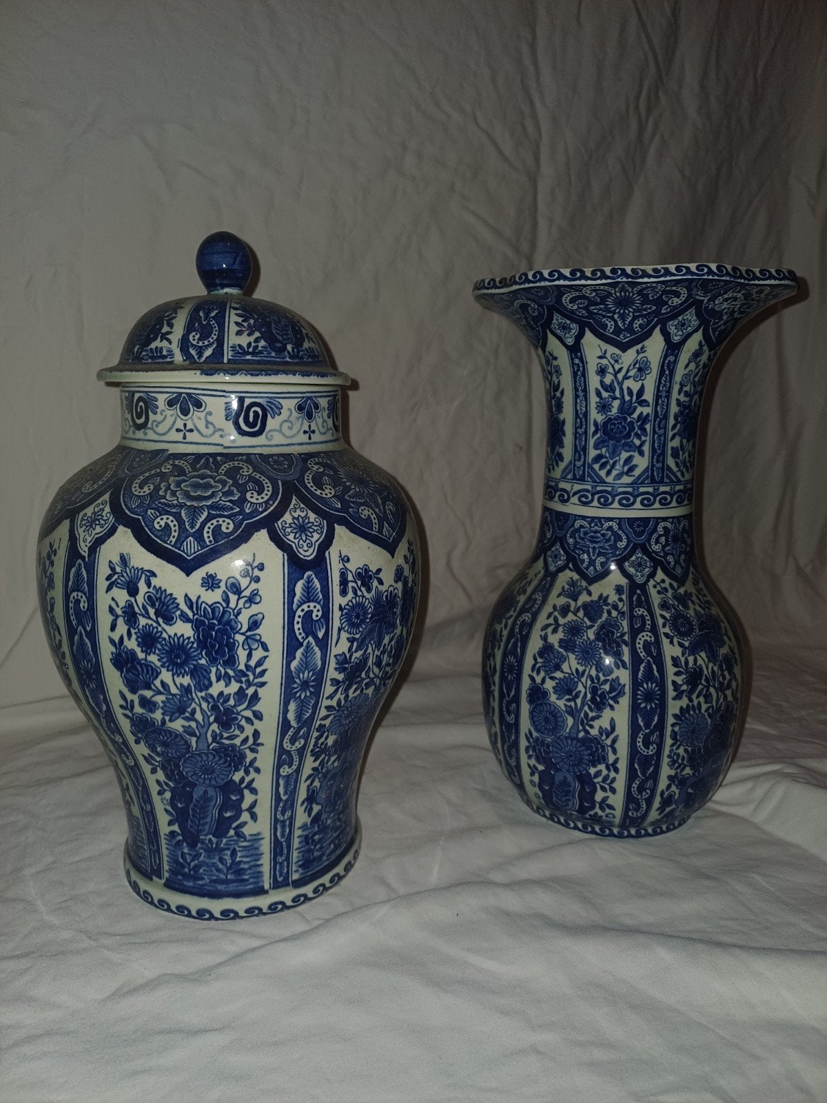 Faïence de style Bleu de Delft, Enlèvement ou Envoi