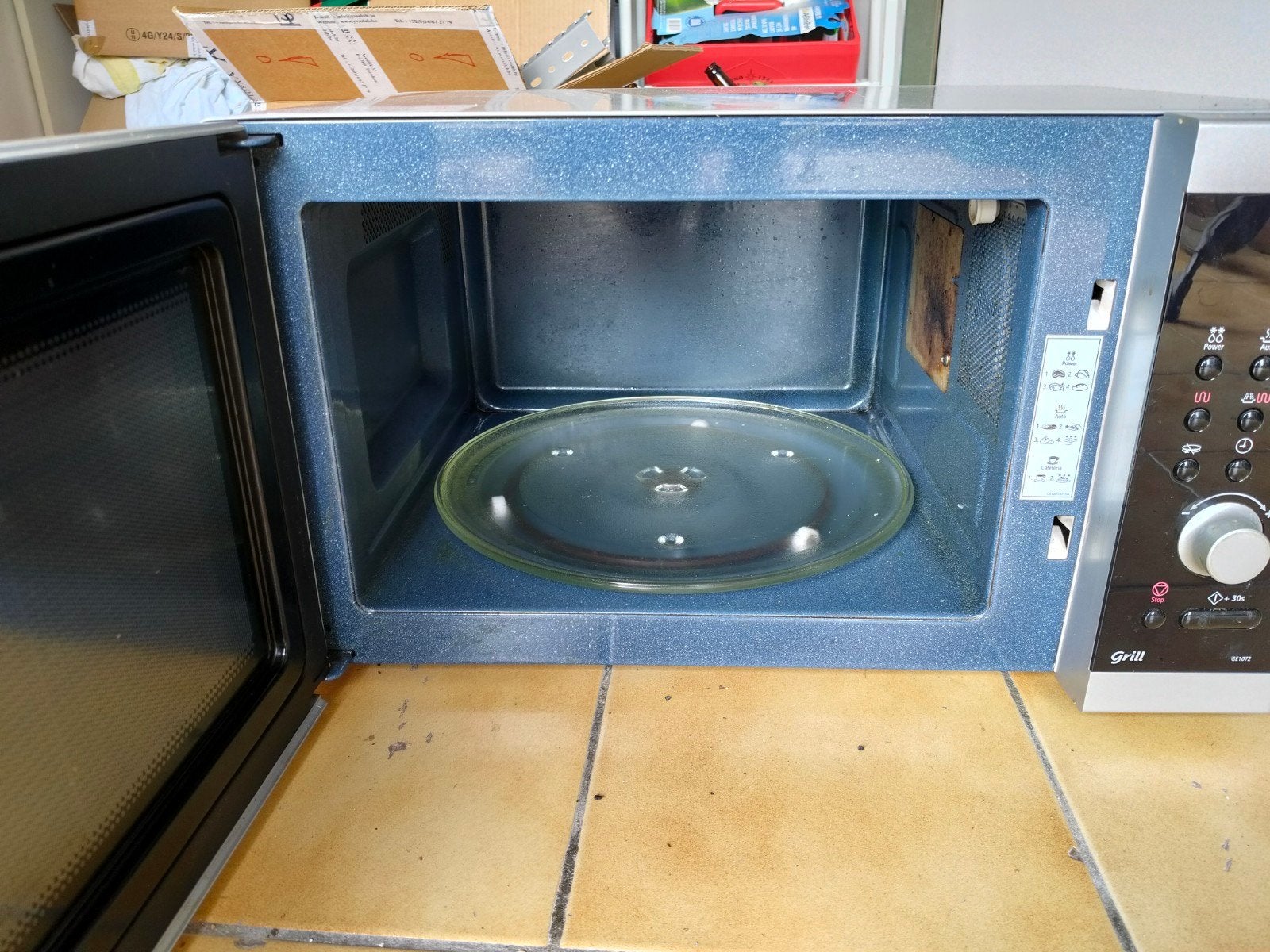 Micro combi oven, Elektronische apparatuur, Ophalen, Gebruikt, Draaiplateau, Combi-microgolfoven