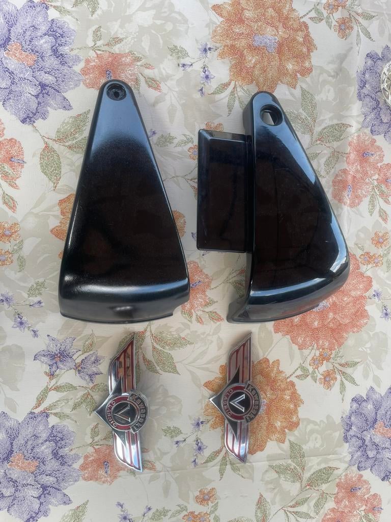 Kawasaki Classic Emblemen en Zijkappen, Motoren, Ophalen, Gebruikt