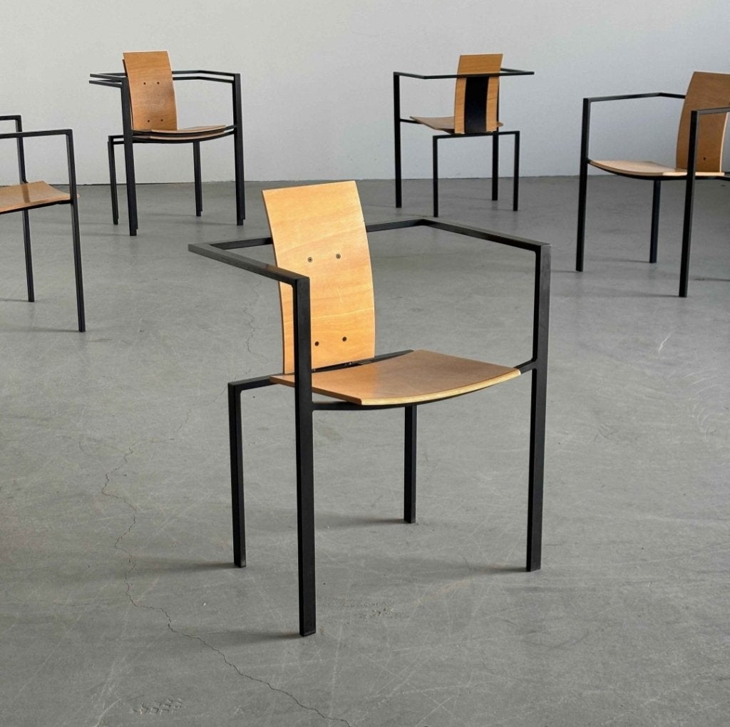 2 chaises design Memphis KFF, Maison & Meubles, Enlèvement, Comme neuf, Bois, Deux