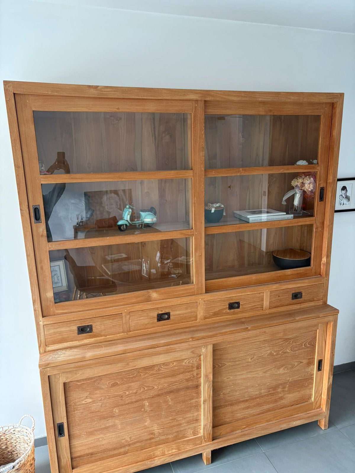 Teak kast met glas, Huis en Inrichting, Ophalen, Zo goed als nieuw, Glas