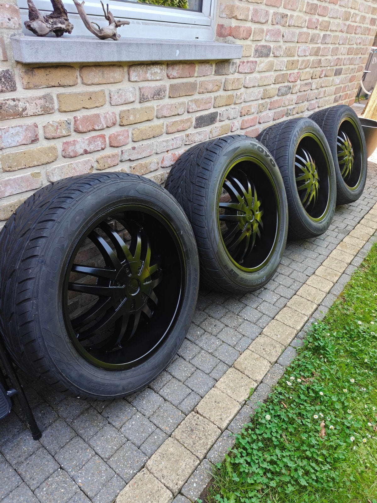Dodge Ram IV Wielen R22, Ophalen, Banden en Velgen, Overige maten, 305 mm