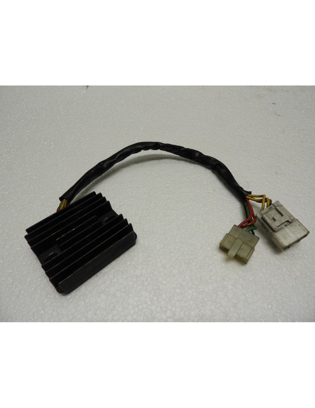 CBR900 2002 - 2003 Honda Spanningsregelaar D1-41077