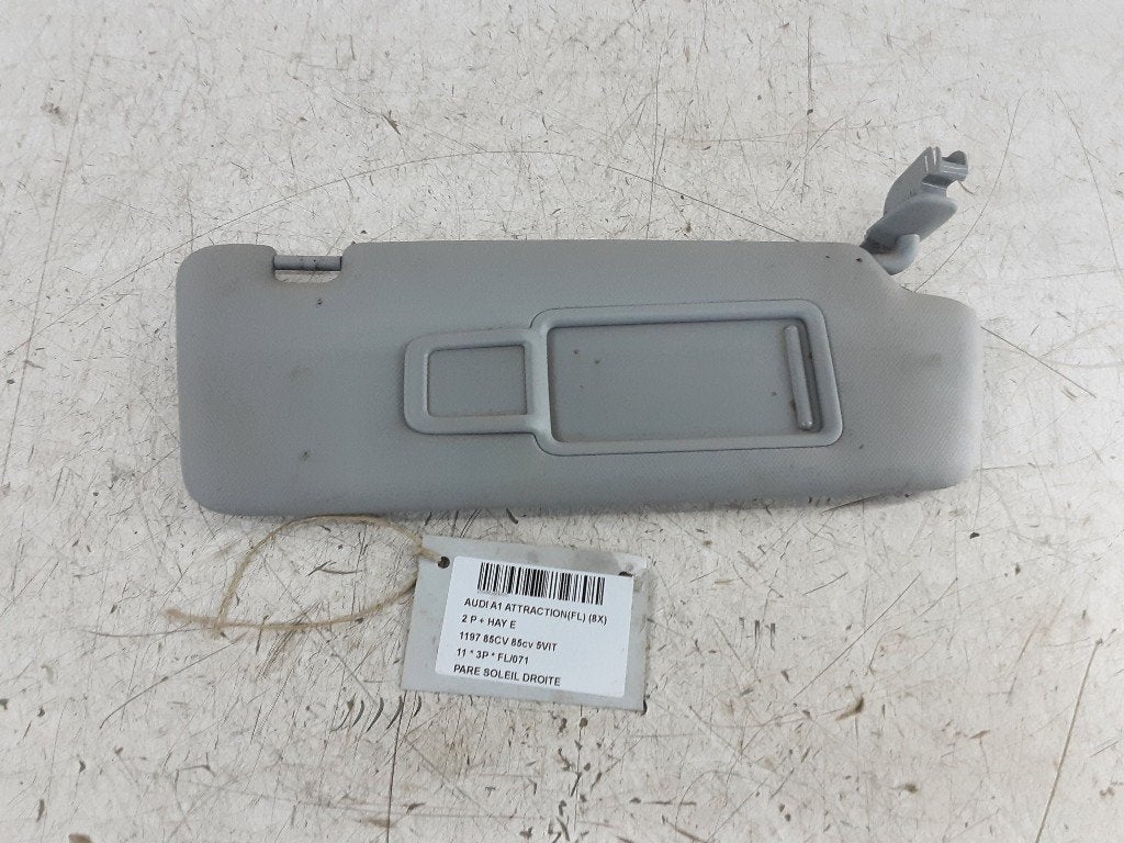 PARE-SOLEIL DROIT Audi A1 (8X1 / 8XK) (01-2010/10-2018), Autos : Pièces & Accessoires, Auto-Union-Straße  1,
85057  Ingolstadt, DE