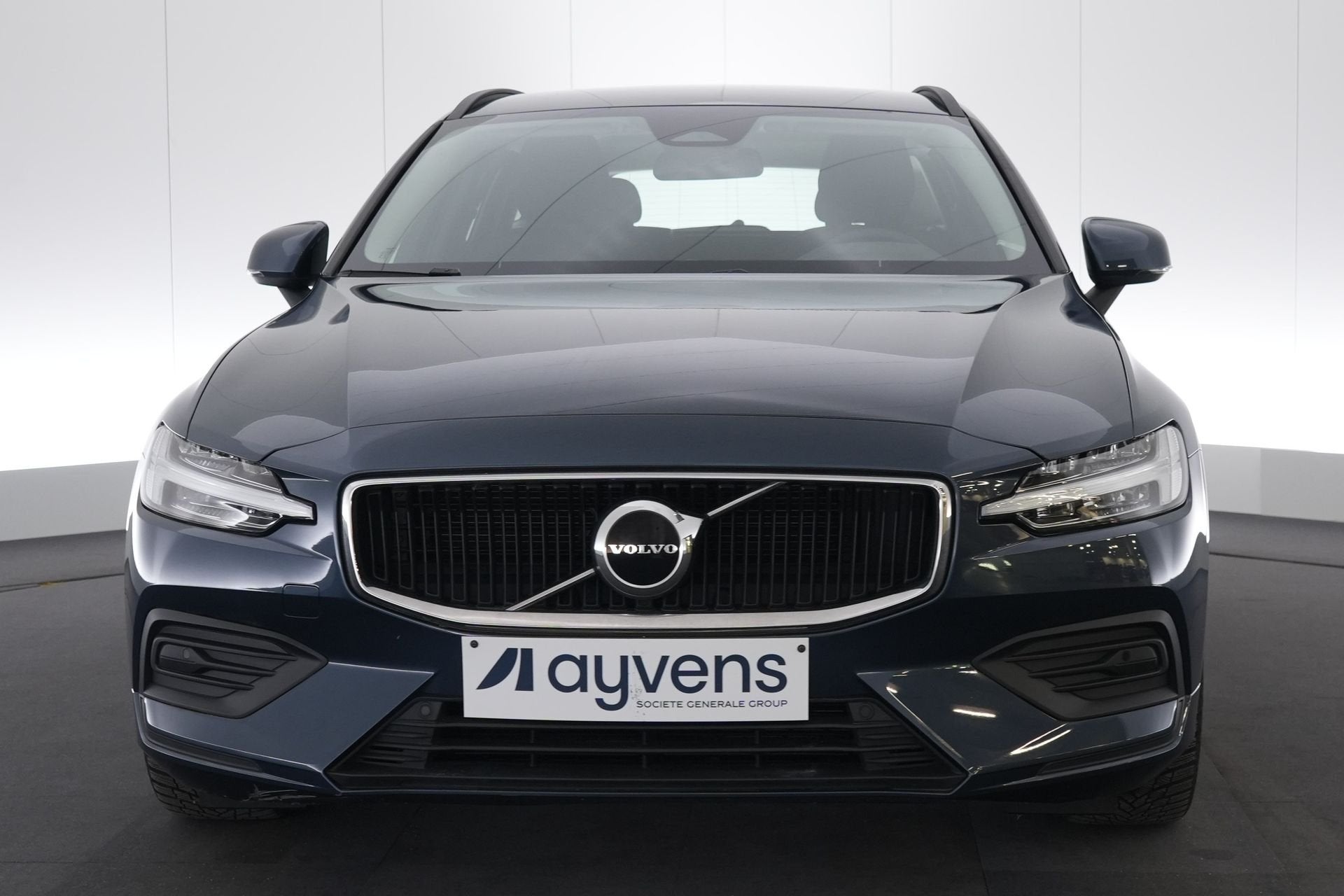 (2CGQ517) VOLVO V60, Achat, 140 g/km, Euro 6, Entreprise