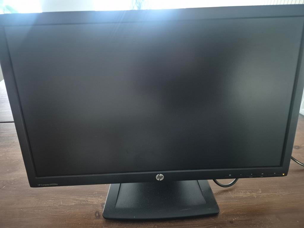 Titre
Écran PC 23 pouces HP LA2306x – Full HD, HD, DVI, Réglable en hauteur