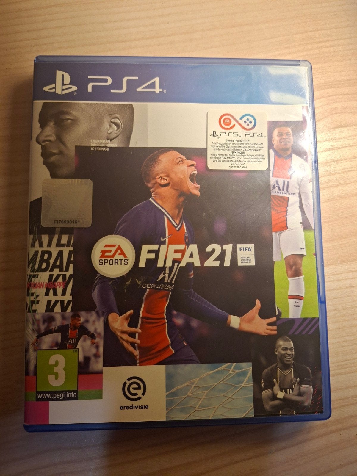 fifa 21, Games en Spelcomputers, Ophalen, Online, Zo goed als nieuw, Vanaf 3 jaar