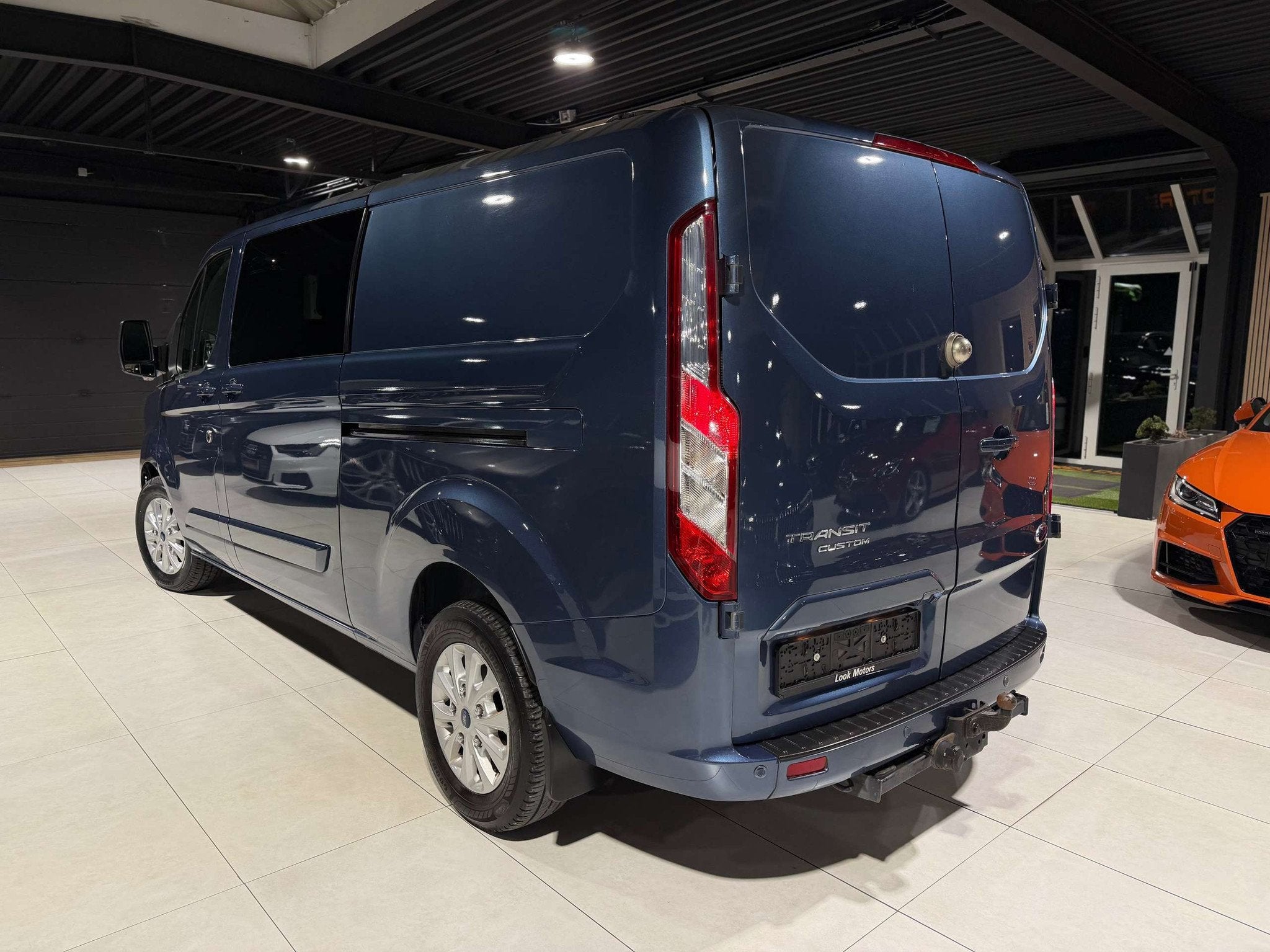 Ford Transit Custom 2.0 TDCi LONG CHASSIS XL 170CV BOITE AUT, Achat, 6 portes, Euro 6, Entreprise