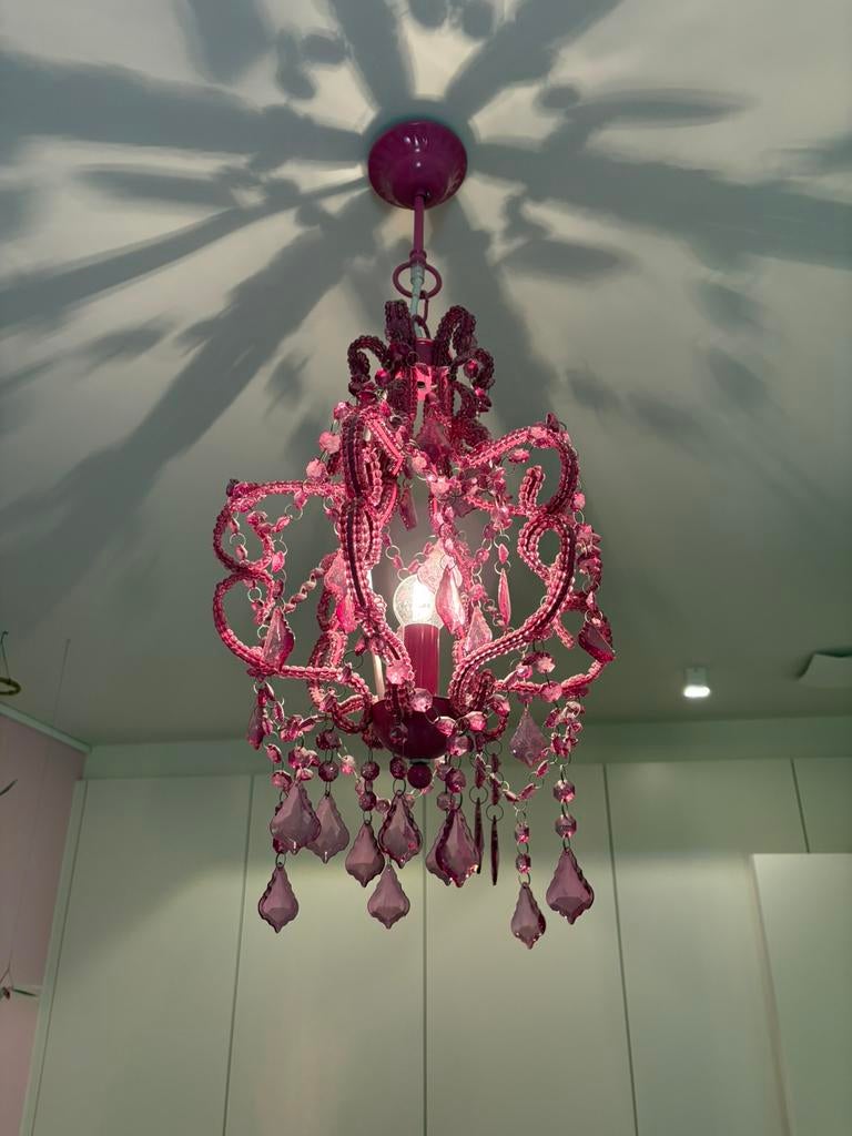 Roze kroonluster voor kinderkamer, Huis en Inrichting, Lampen | Kroonluchters, Ophalen, Zo goed als nieuw