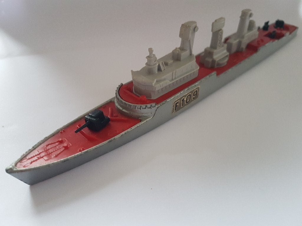 1976 Matchbox Frigate K-301 Made England, Enlèvement ou Envoi, Utilisé