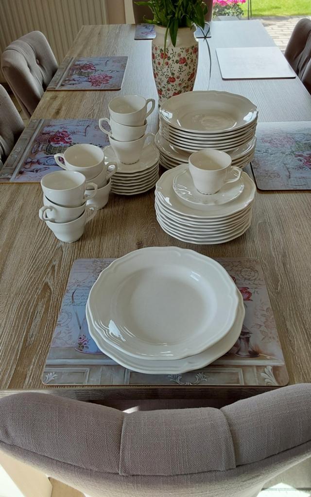 Romantisch eet- en koffie servies, Ophalen, Gebruikt, Bord(en)