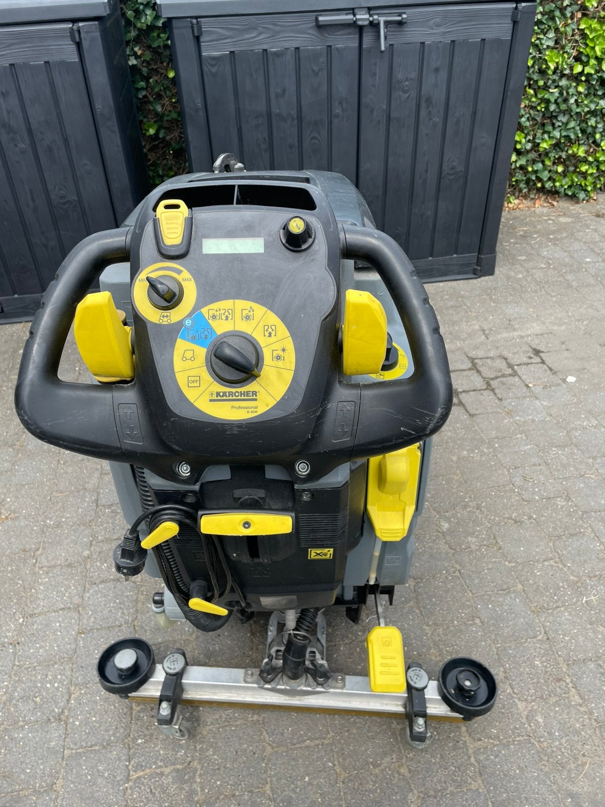 Karcher schrobzuigmachine, Doe-het-zelf en Bouw, Reinigingsmachines, Ophalen, Zo goed als nieuw
