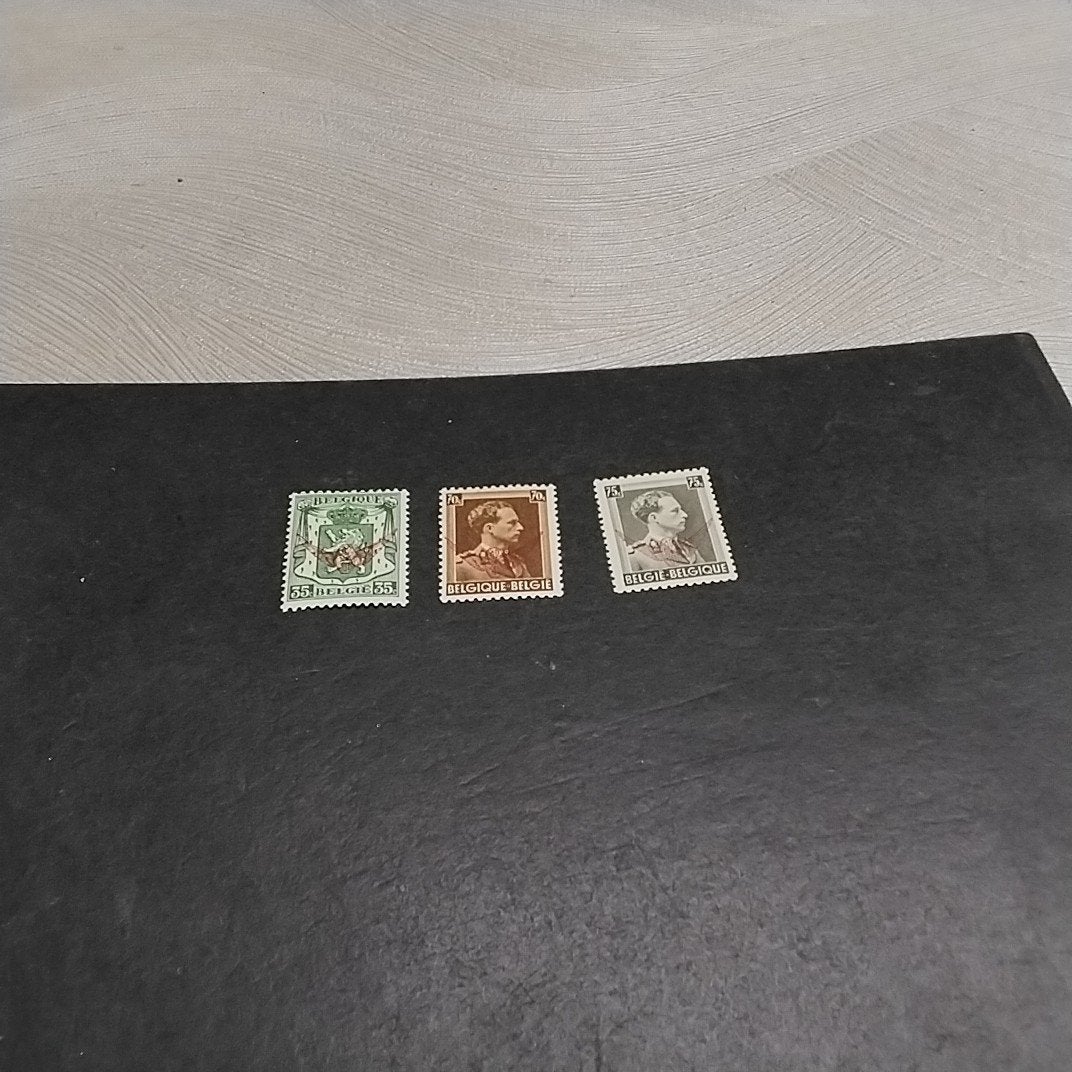 BELGIUM Service 32/34 en parfait état avec cote 1,00€, Enlèvement ou Envoi, Neuf