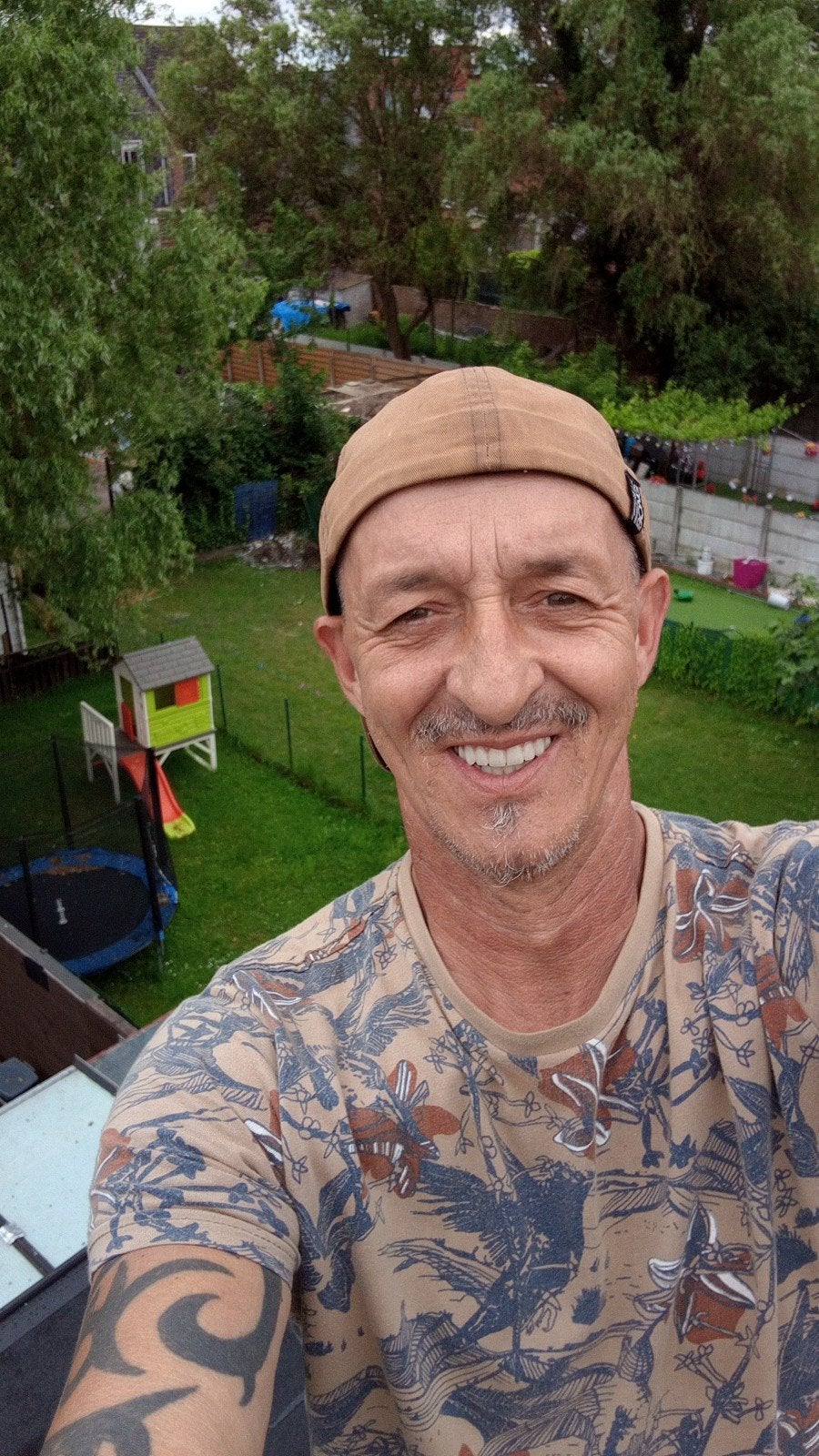 ben opzoek naar een vrouw