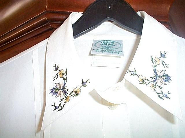 Prachtige geborduurde LAURA ASHLEY blouse M, Maat 38/40 (M), Wit, Ophalen of Verzenden, Zo goed als nieuw