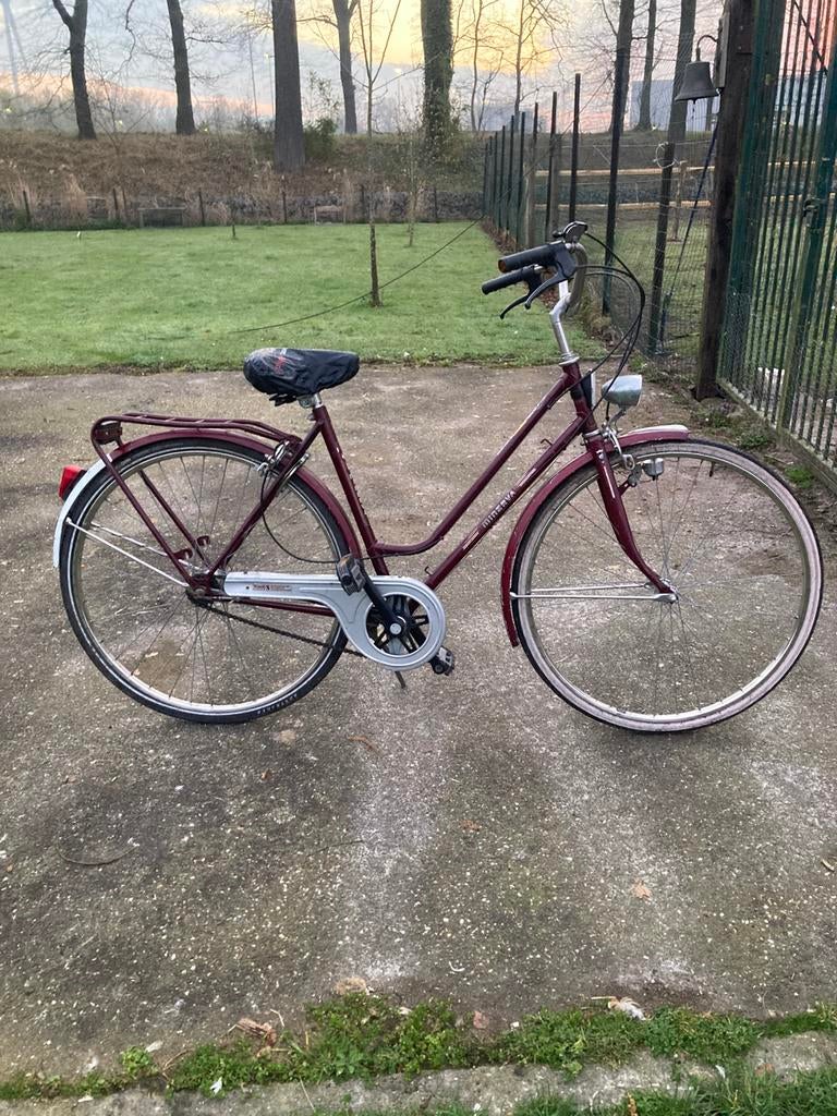 Minerva damesfiets, Ophalen, Zo goed als nieuw, Versnellingen